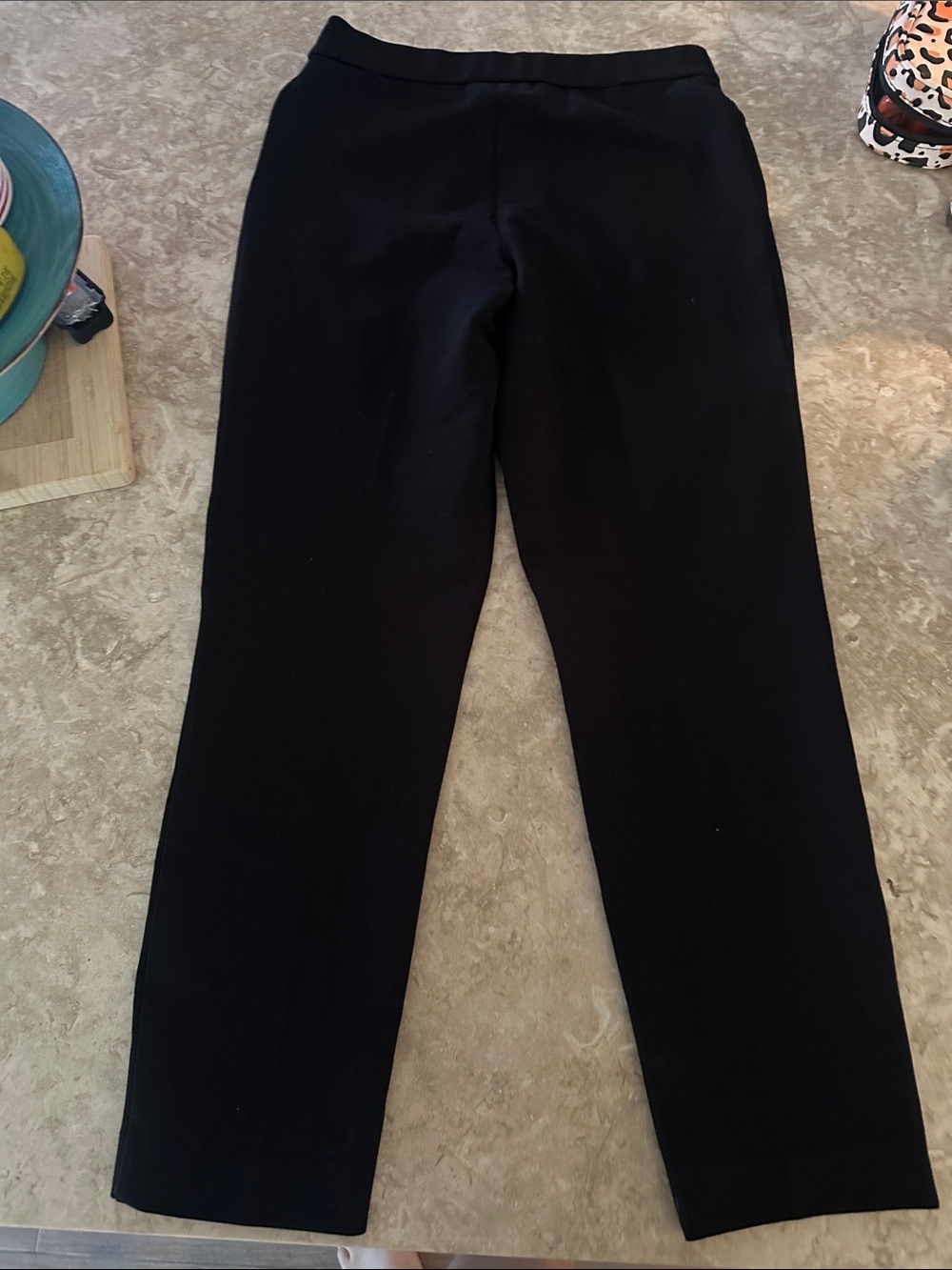 Susan Graver Black Ponte ankle pant. XXS, NWOT. 25.5 inch inseam - Picture 5 of 6